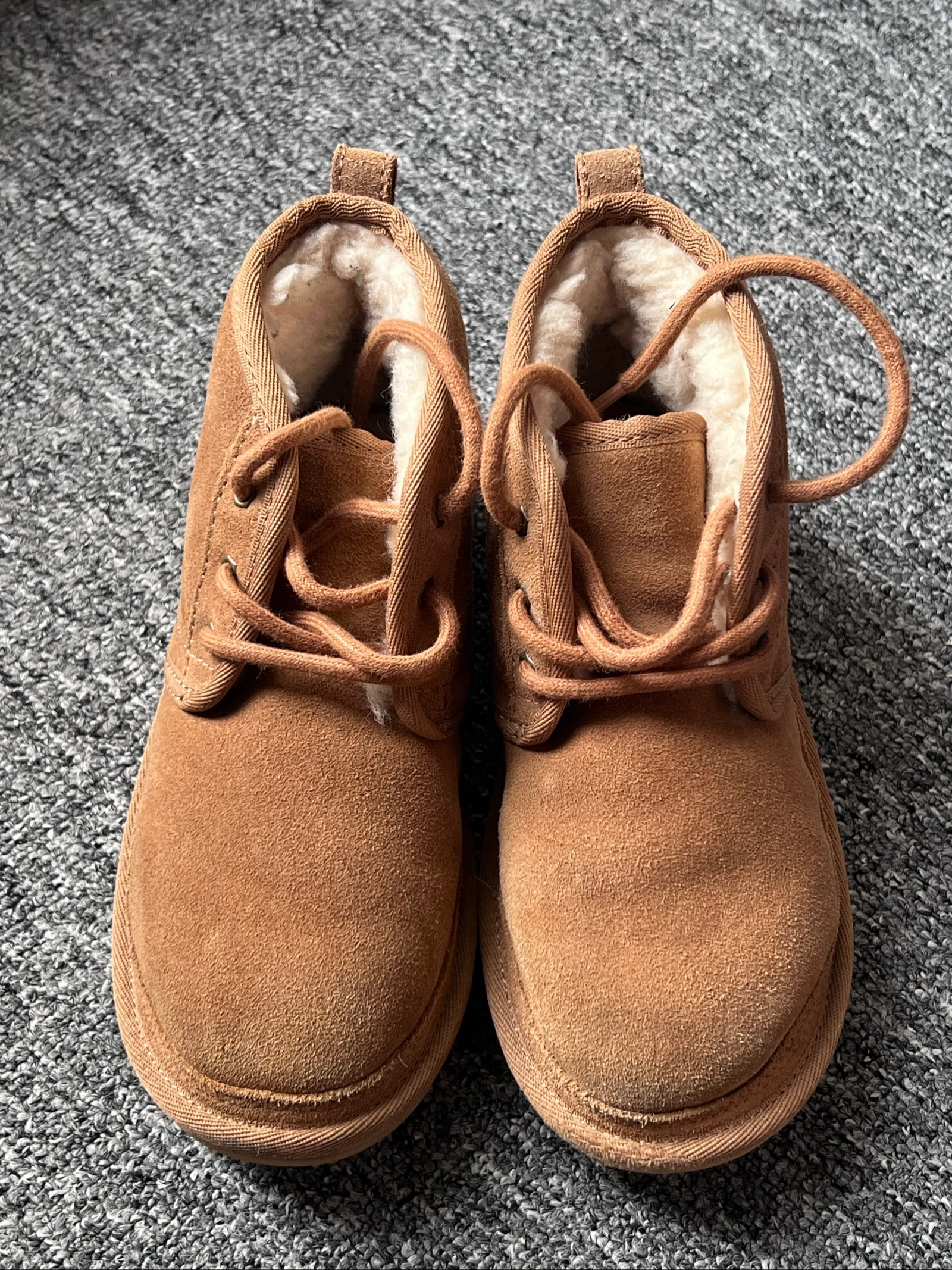 Título : Botines de ante forrados UGG Chestnut – Botas con cordones – Talla [Pone la talla aquí, ej: 38] – photo 2